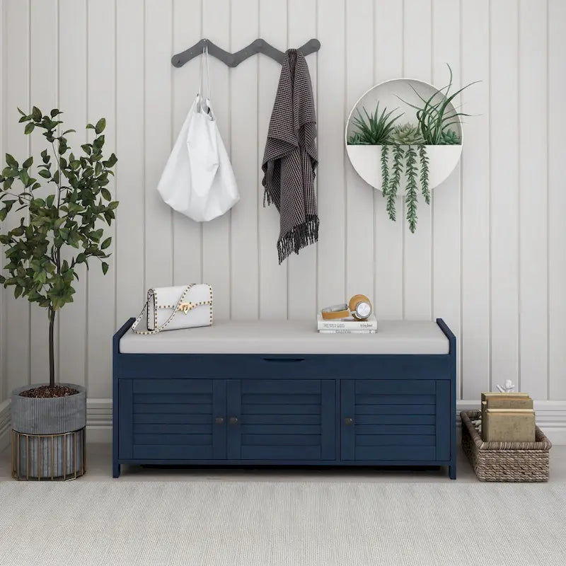 Banc de rangement en bois avec assise rembourrée et portes à persiennes