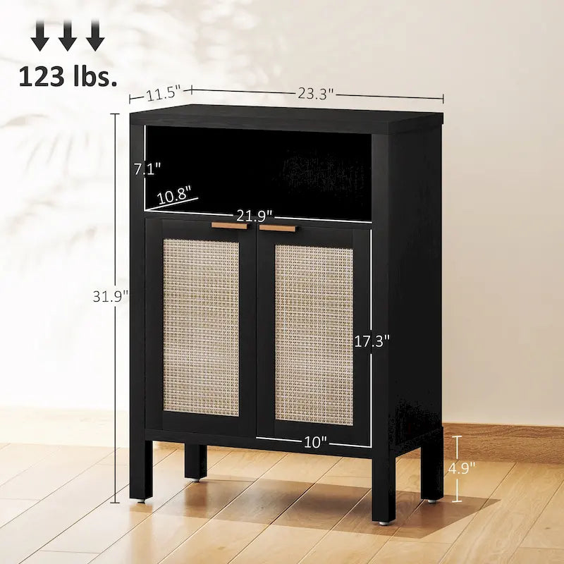 Buffet noir avec portes effet rotin et étagère réglable
