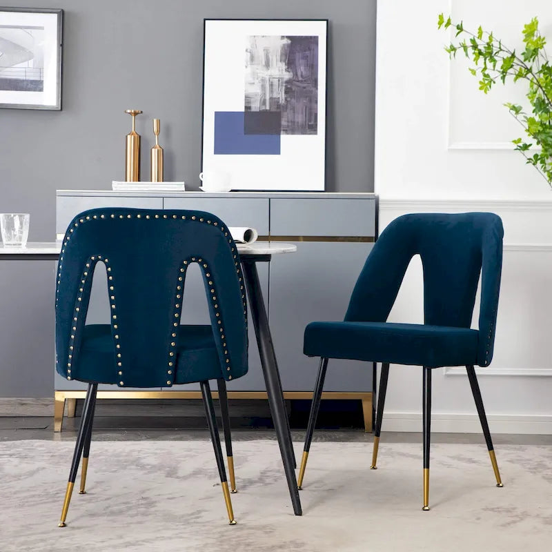 de 2 chaises de salle à manger en velours capitonné avec clous décoratifs et pieds en métal