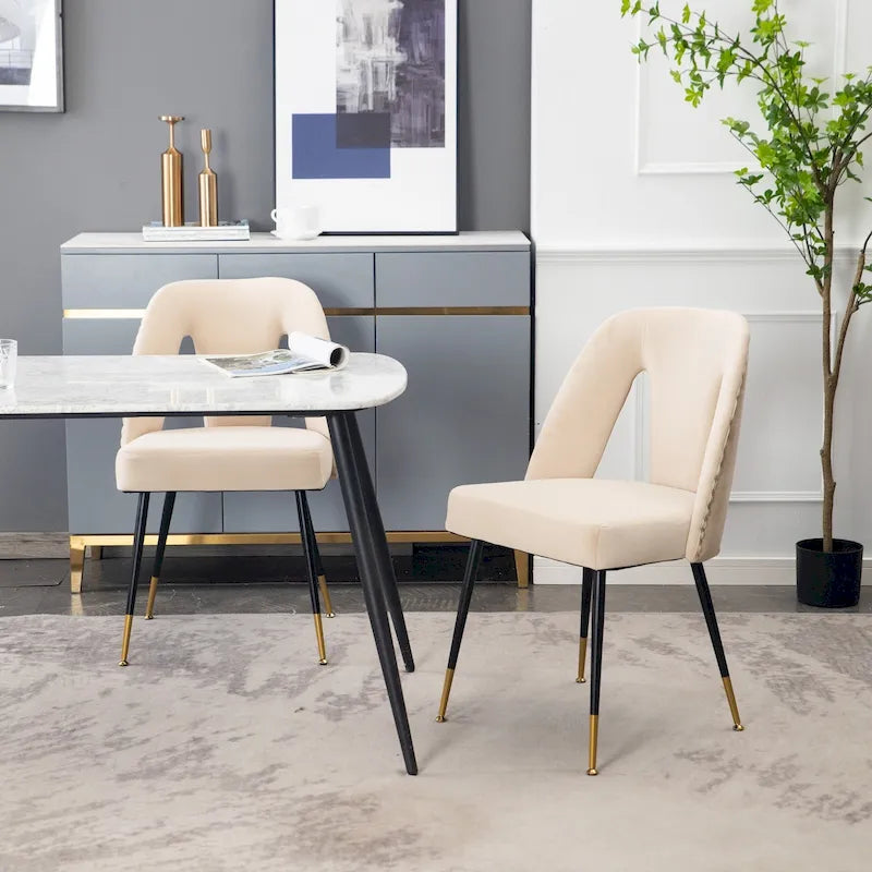 de 2 chaises de salle à manger en velours capitonné avec clous décoratifs et pieds en métal