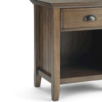 Table de chevet en bois massif de 60 cm de large