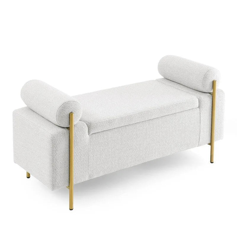 Banc de rangement rembourré avec accoudoirs enroulés et pieds dorés