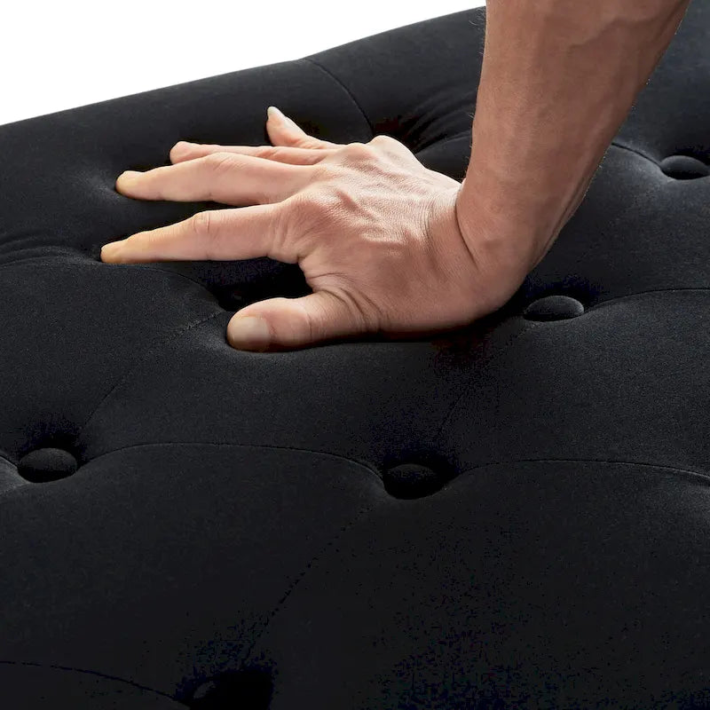 Banc de rangement capitonné en velours avec accoudoirs et garniture cloutée